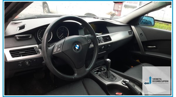 BMW Serie 5 E60/E61 del 2004 parti usate e ricambi - Tipo Motore 306D2