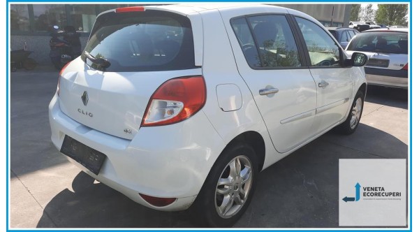 RENAULT CLIO 3a Serie  del 2011 parti usate e ricambi - Tipo Motore K9K67