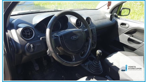 FORD FIESTA CBK del 2004 parti usate e ricambi - Tipo Motore F6JA