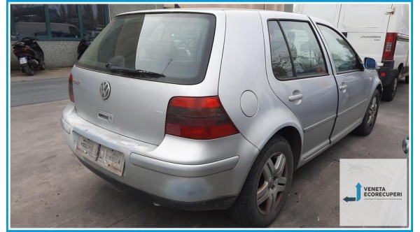 VOLKSWAGEN GOLF 1J del 2000 parti usate e ricambi - Tipo Motore APF