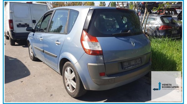 RENAULT SCENIC 2a Serie  del 2005 parti usate e ricambi - Tipo Motore K9KP7