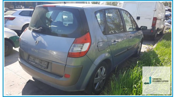 RENAULT SCENIC 2a Serie  del 2005 parti usate e ricambi - Tipo Motore K9KP7