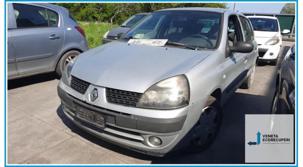 RENAULT CLIO 2a Serie  del 2005 parti usate e ricambi - Tipo Motore D7FG7