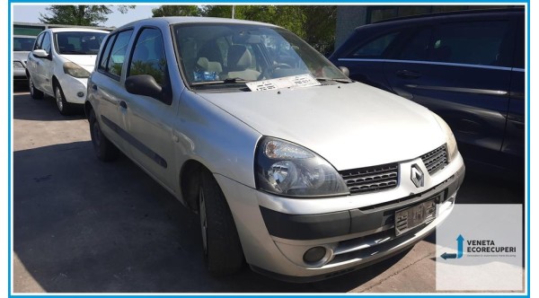 RENAULT CLIO 2a Serie  del 2005 parti usate e ricambi - Tipo Motore D7FG7