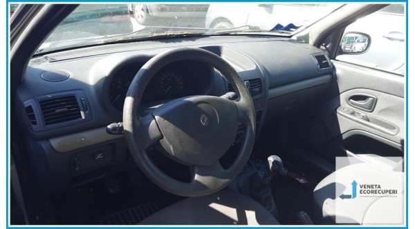 RENAULT CLIO 2a Serie  del 2005 parti usate e ricambi - Tipo Motore D7FG7
