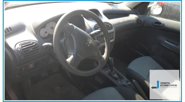 PEUGEOT 206  del 2004 parti usate e ricambi - Tipo Motore KFW