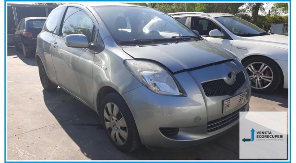 TOYOTA YARIS  del 2006 parti usate e ricambi - Tipo Motore 2SZFE