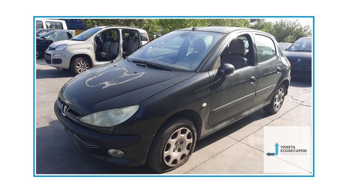 PEUGEOT 206  del 2004 parti usate e ricambi - Tipo Motore 8HX