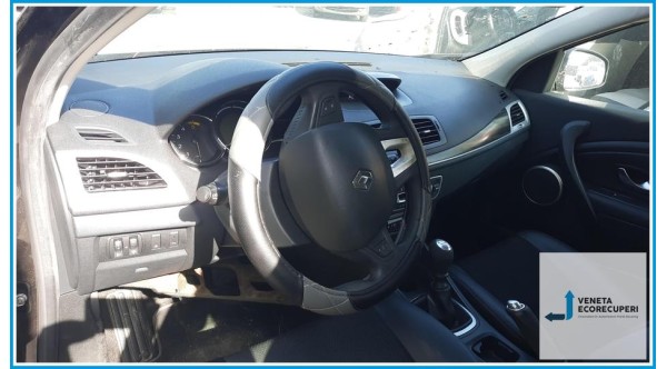 RENAULT MEGANE 3a Serie  del 2009 parti usate e ricambi - Tipo Motore K9KJ8