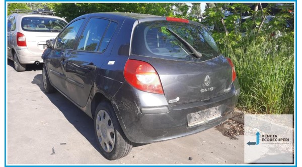 RENAULT CLIO 3a Serie  del 2007 parti usate e ricambi - Tipo Motore D4FD7