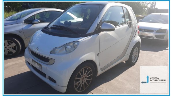 SMART FORTWO A/C451 del 2011 parti usate e ricambi - Tipo Motore 3B21
