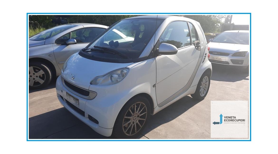 SMART FORTWO A/C451 del 2011 parti usate e ricambi - Tipo Motore 3B21