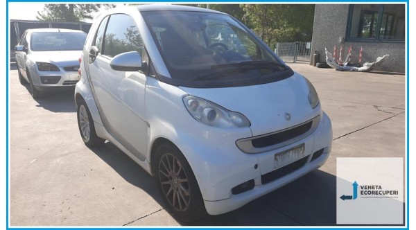 SMART FORTWO A/C451 del 2011 parti usate e ricambi - Tipo Motore 3B21