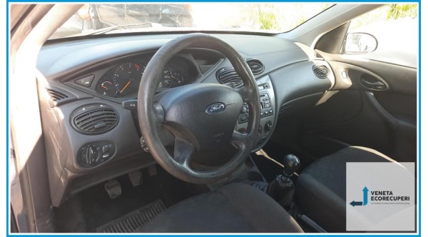FORD FOCUS CAK del 2004 parti usate e ricambi - Tipo Motore FFDA