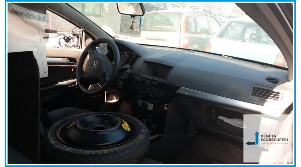 OPEL ASTRA A04 del 2008 parti usate e ricambi - Tipo Motore Z17DTR