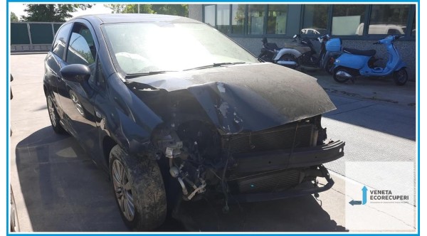 FIAT GRANDE PUNTO 2Y del 2006 parti usate e ricambi - Tipo Motore 199A2000