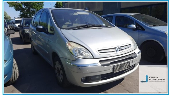 CITROEN XSARA PICASSO  del 2004 parti usate e ricambi - Tipo Motore 9HY