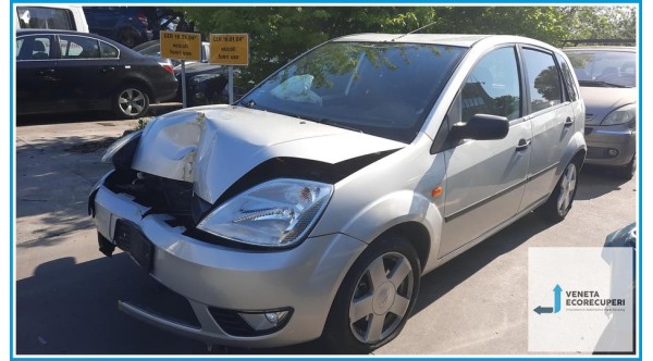 FORD FIESTA CBK del 2002 parti usate e ricambi - Tipo Motore FXJA