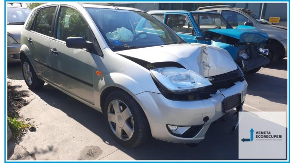 FORD FIESTA CBK del 2002 parti usate e ricambi - Tipo Motore FXJA