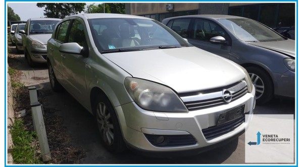 OPEL ASTRA A04 del 2004 parti usate e ricambi - Tipo Motore Z17DTH