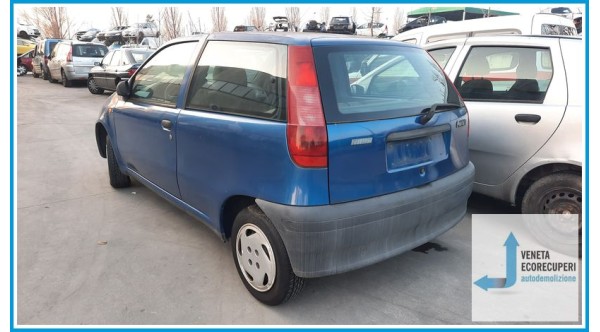 FIAT PUNTO 1a Serie  del 1996 parti usate e ricambi