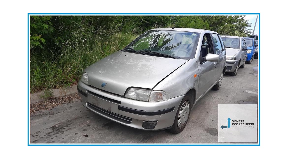 FIAT PUNTO 1a Serie  del 1998 parti usate e ricambi - Tipo Motore 176A8000