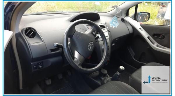 TOYOTA YARIS  del 2010 parti usate e ricambi - Tipo Motore 1KRFE