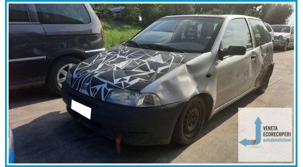 FIAT PUNTO 1a Serie  del 1996 parti usate e ricambi