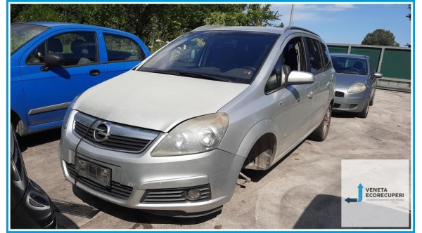 OPEL ZAFIRA A05 del 2007 parti usate e ricambi - Tipo Motore Z16YNG