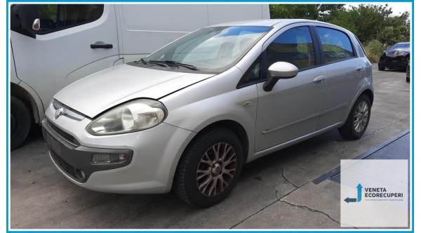 FIAT PUNTO EVO 3J del 2010 parti usate e ricambi - Tipo Motore 350A1000