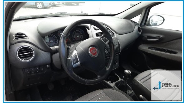 FIAT PUNTO EVO 3J del 2010 parti usate e ricambi - Tipo Motore 350A1000