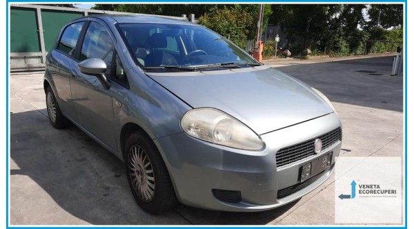 FIAT GRANDE PUNTO 2Y del 2008 parti usate e ricambi - Tipo Motore 199A4000