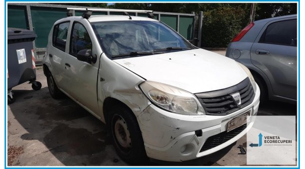 DACIA SANDERO  del 2009 parti usate e ricambi - Tipo Motore K7JA7