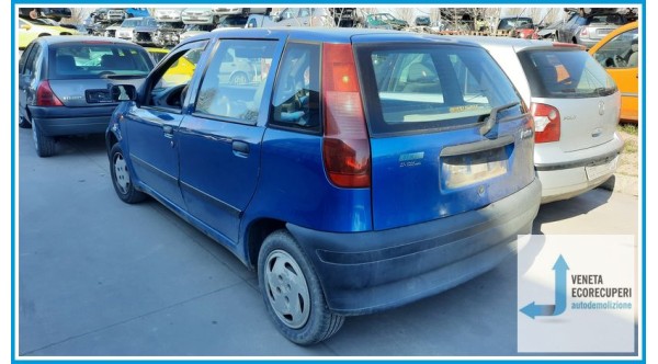 FIAT PUNTO 1a Serie  del 1998 parti usate e ricambi