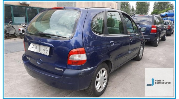 RENAULT SCENIC 2a Serie  del 2002 parti usate e ricambi - Tipo Motore K4MA7