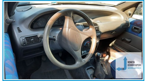 FIAT PUNTO 1a Serie  del 1998 parti usate e ricambi