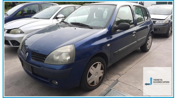 RENAULT CLIO 2a Serie  del 2004 parti usate e ricambi - Tipo Motore D7FG7