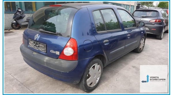 RENAULT CLIO 2a Serie  del 2004 parti usate e ricambi - Tipo Motore D7FG7