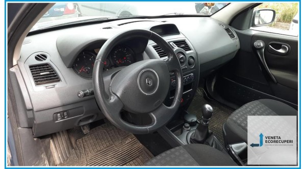 RENAULT MEGANE 2a Serie  del 2006 parti usate e ricambi - Tipo Motore K9KP7