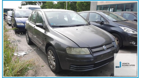 FIAT STILO 2V del 2006 parti usate e ricambi - Tipo Motore 192A8000