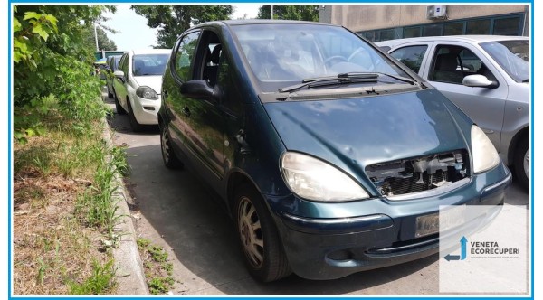 MERCEDES-BENZ Classe A W168 del 2002 parti usate e ricambi - Tipo Motore 668942