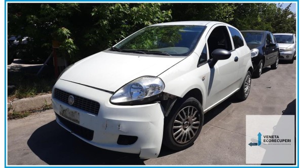 FIAT GRANDE PUNTO VAN 4C del 2010 parti usate e ricambi - Tipo Motore 350A1000
