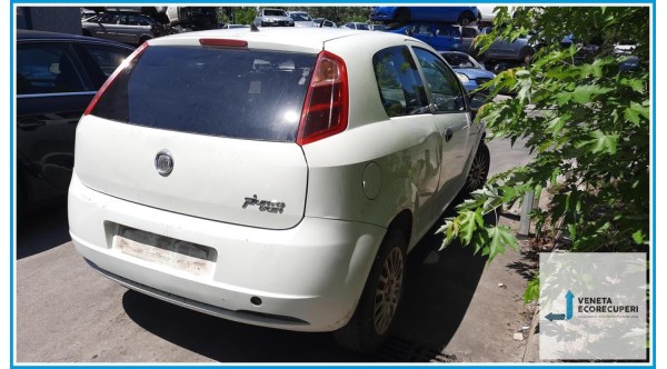 FIAT GRANDE PUNTO VAN 4C del 2010 parti usate e ricambi - Tipo Motore 350A1000