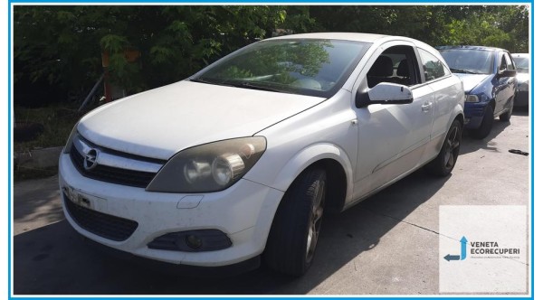 OPEL ASTRA A04 del 2007 parti usate e ricambi - Tipo Motore Z17DTR