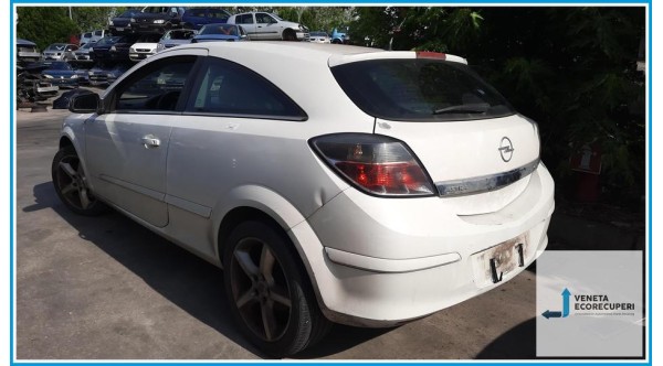 OPEL ASTRA A04 del 2007 parti usate e ricambi - Tipo Motore Z17DTR