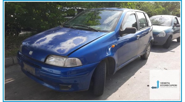 FIAT PUNTO 1a Serie  del 1996 parti usate e ricambi - Tipo Motore 176A8000