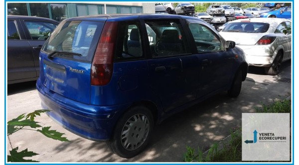 FIAT PUNTO 1a Serie  del 1996 parti usate e ricambi - Tipo Motore 176A8000