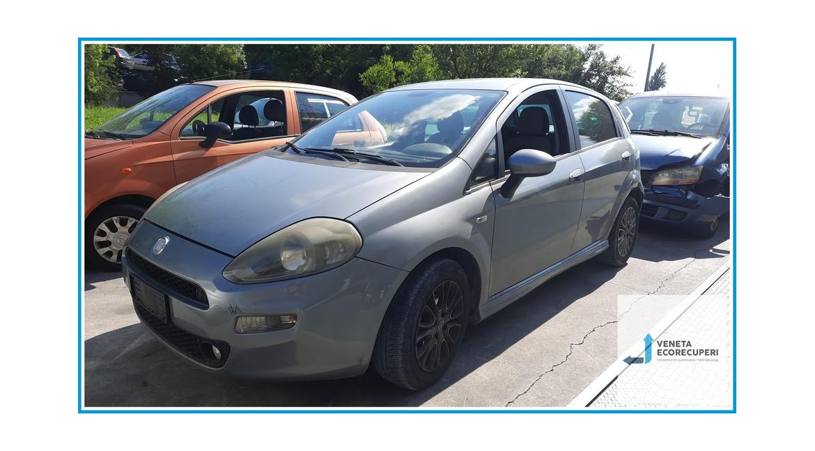 FIAT PUNTO 51 del 2012 parti usate e ricambi - Tipo Motore 199A9000
