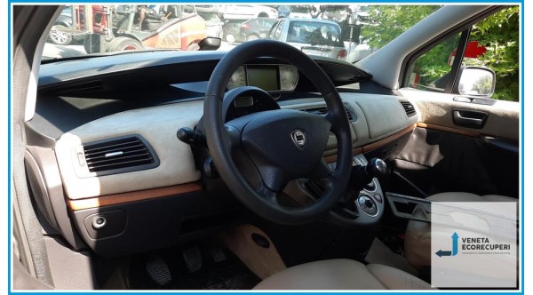 LANCIA PHEDRA TC del 2006 parti usate e ricambi - Tipo Motore 4HW