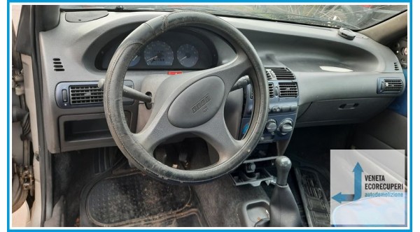 FIAT PUNTO 1a Serie  del 1999 parti usate e ricambi
